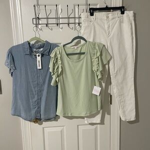 Green Ruffle Sleeve xl and inner circle xl Tops with sz14 Ann Taylor jeans
